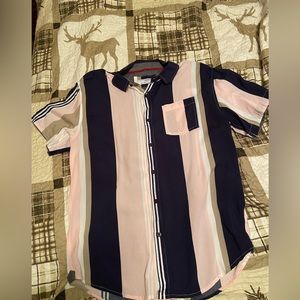 Eighth Avenue Men’s Casual Button Down Short Sleeve Shirt